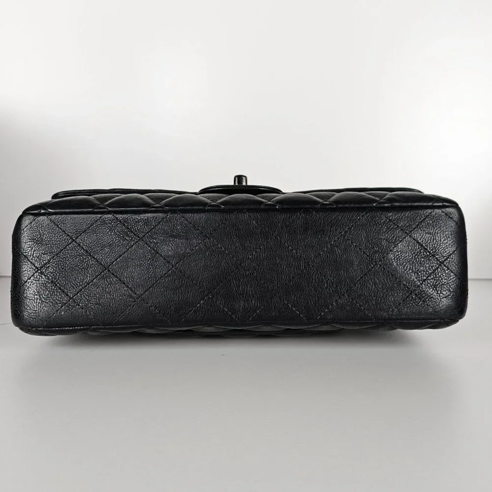 Chanel So Black Medium Calfskin Classic Flap Shoulder Bag - Picture 6 of 11